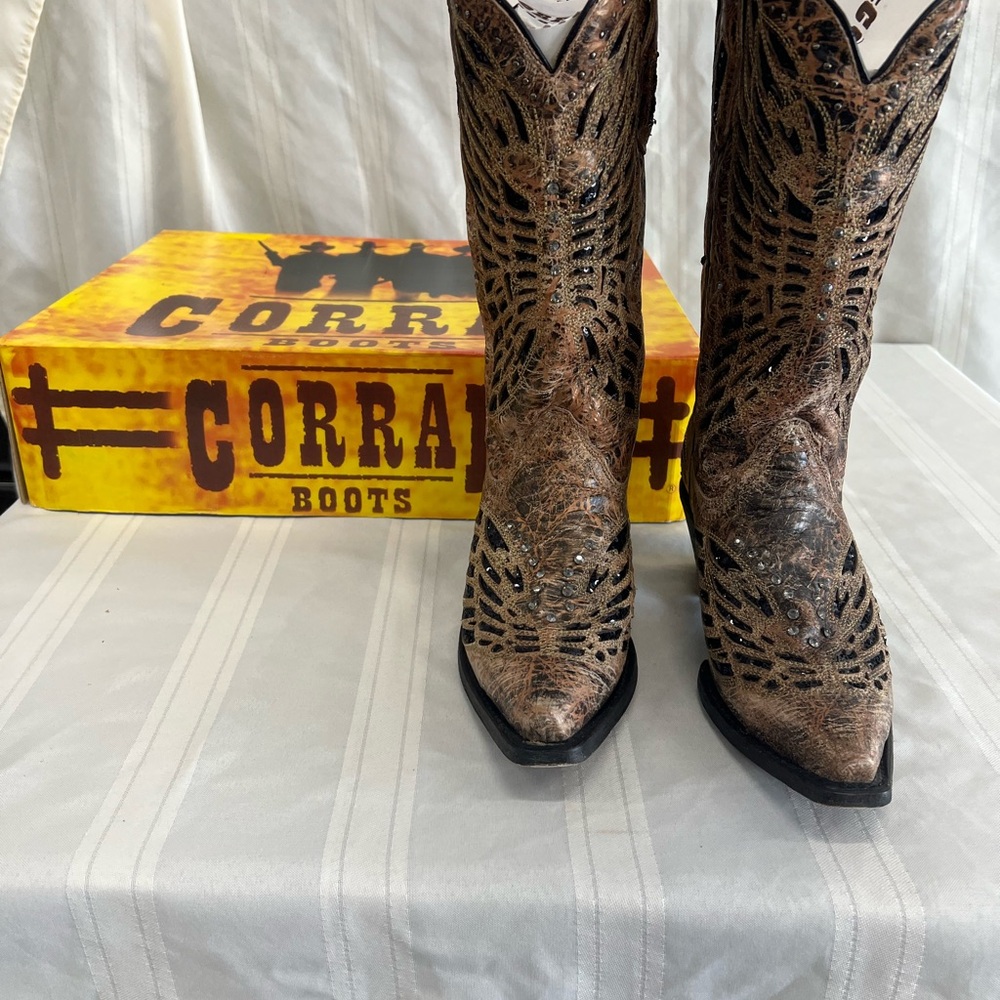 Women’s Corral Cowboy Boots 6 1/2